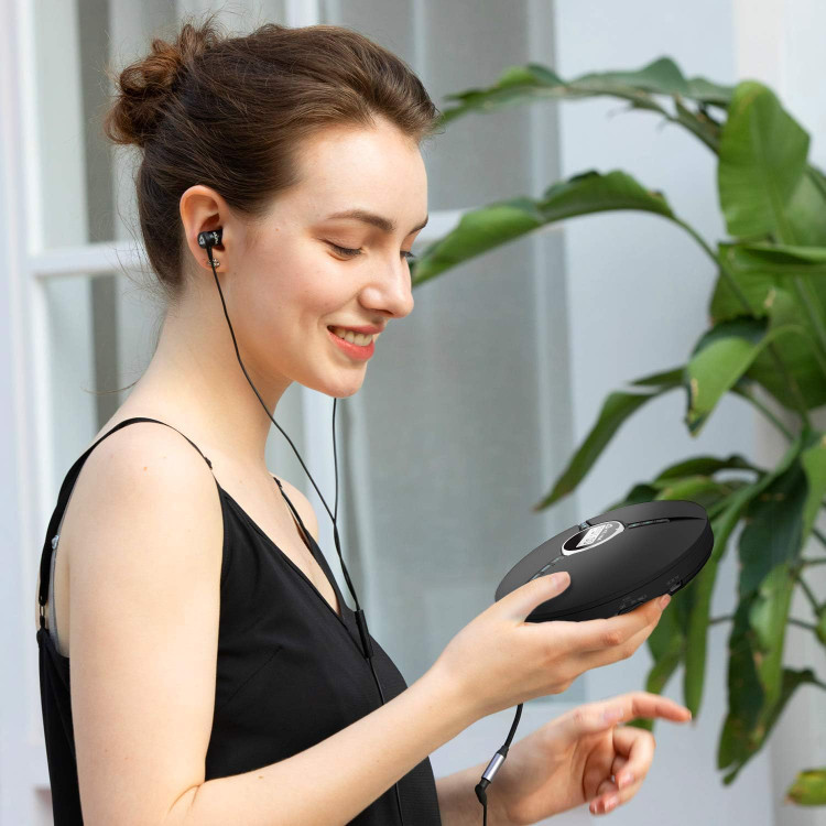 پخش یادگاری های قدیمی با دیسک من KLM