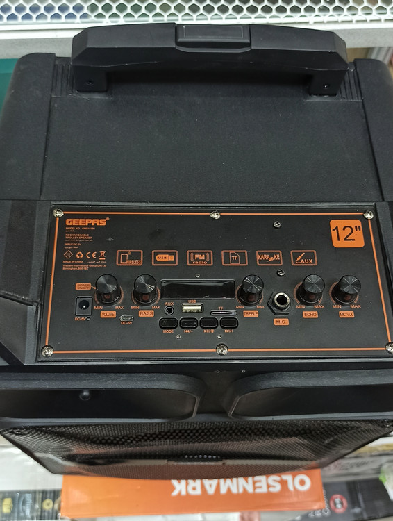 اسپیکر با امکانات جی پاس