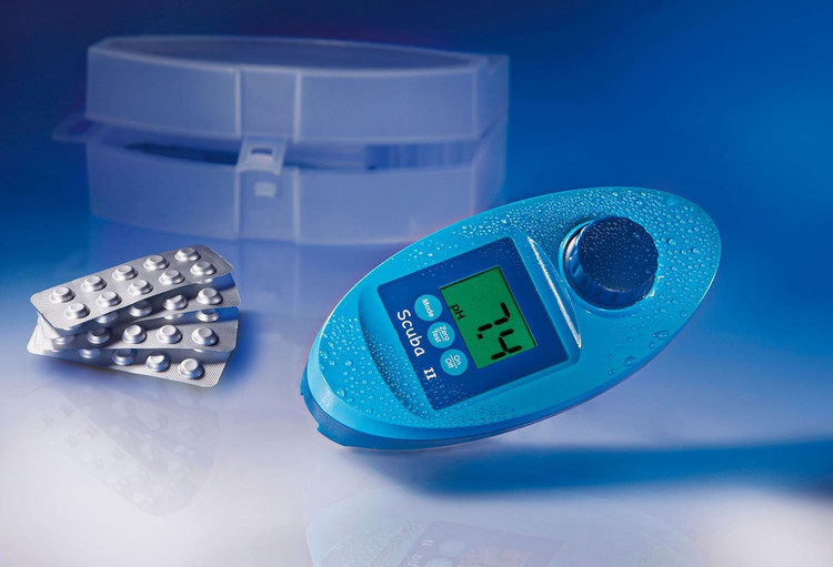 اصلی ترین وسیله سنجش کلر آزاد باقیمانده ، کلر کل ، کلر ترکیبی ) ، PH ، برم ، قلیائیت ، سیانور آب استخر و صنایع آب و فاضلاب